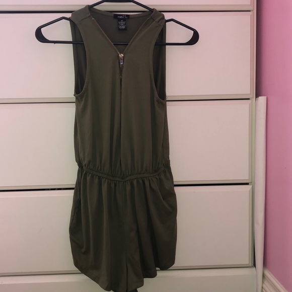 Green Romper - Picture 1 of 2
